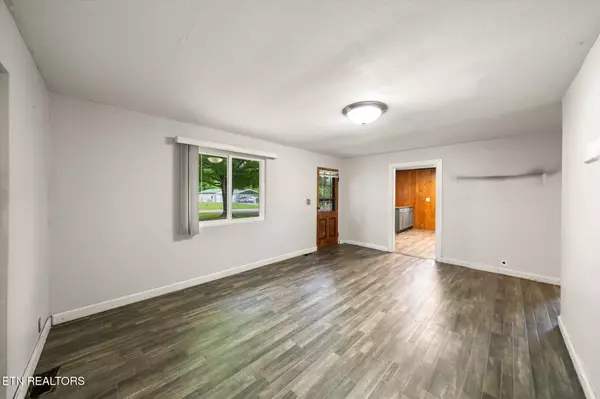 Strawberry Plains, TN 37871,9421 College St