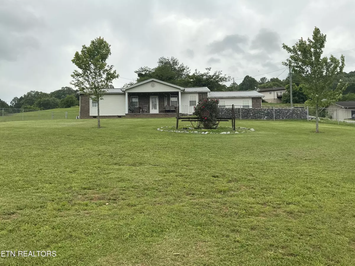 Rocky Top, TN 37769,2838 Lake City Hwy