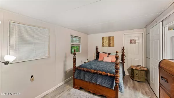 Townsend, TN 37882,419 Mountain Thrush DR