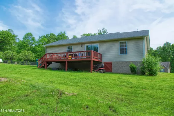 Grimsley, TN 38565,634 Robs Rd