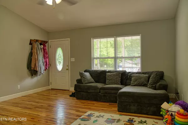 Grimsley, TN 38565,634 Robs Rd