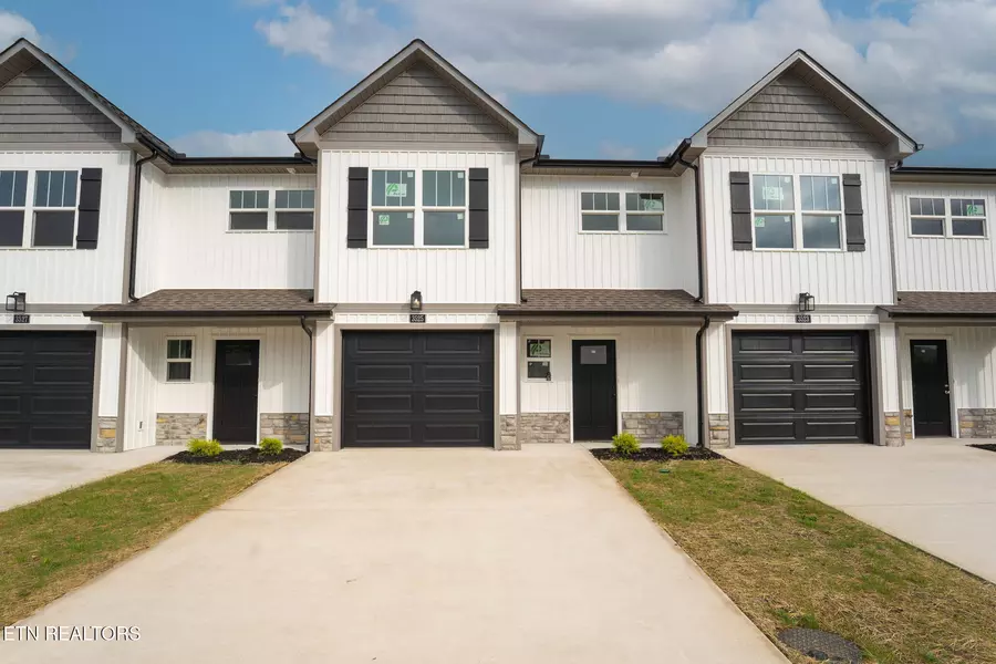 3525 Maggie Lynn WAY, Knoxville, TN 37921