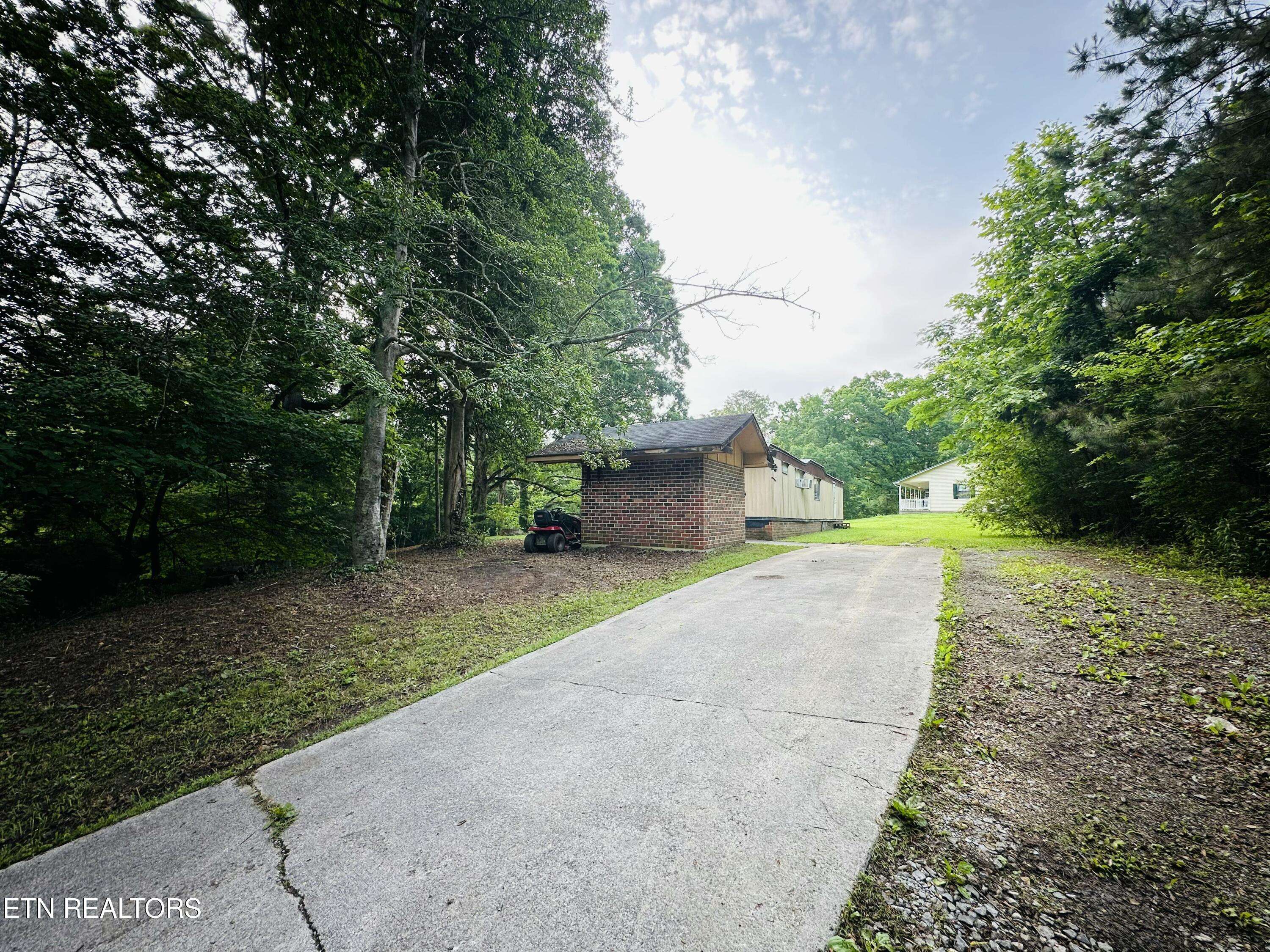 Dayton, TN 37321,1238 Double S Rd