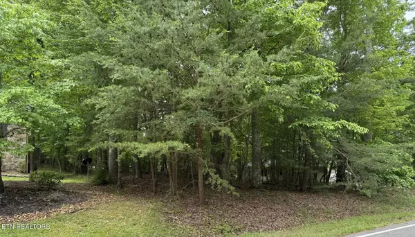 Crossville, TN 38558,123 Markham LN
