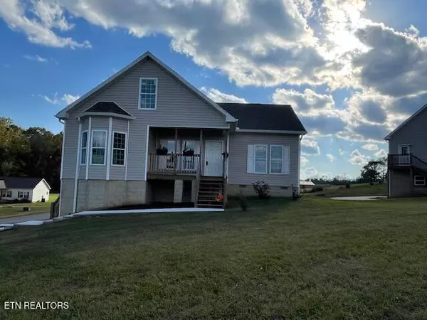 155 Waters Edge DR, Spring City, TN 37381