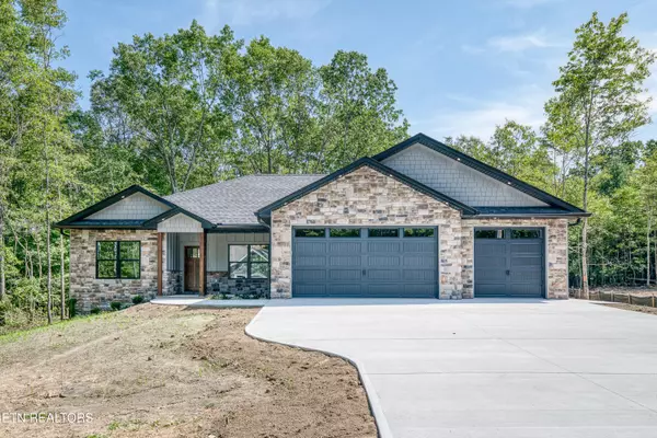 115 Hawes CIR, Crossville, TN 38558