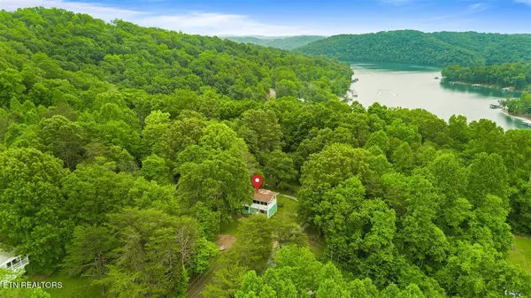 Lafollette, TN 37766,157 Chestnut CIR