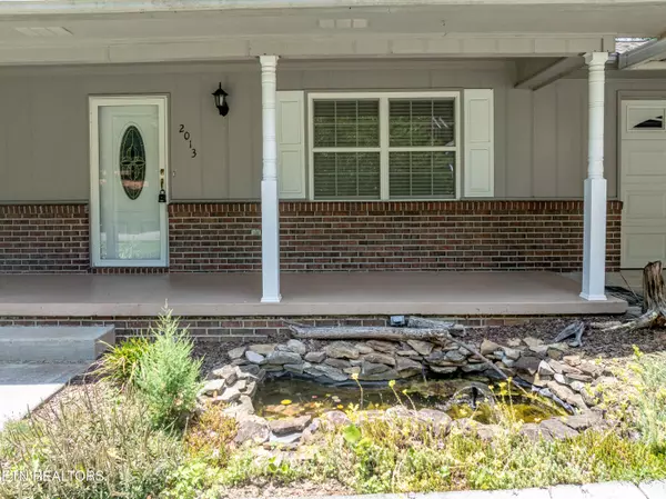 Maryville, TN 37804,2013 Wayne CIR