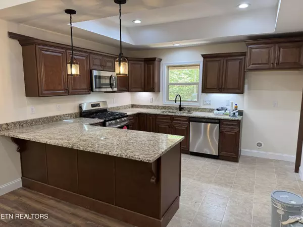 Monterey, TN 38574,1847 Chinkapin Tr