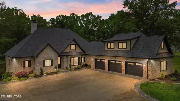 Dandridge, TN 37725,708 Lakeside CT