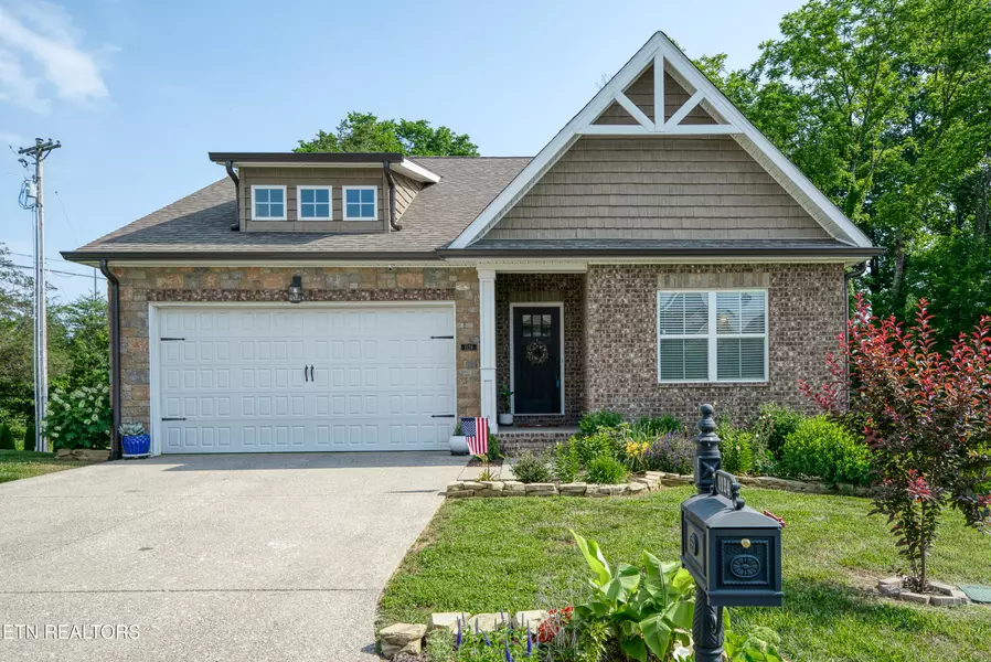 1124 Cross Pointe Drive DR, Cookeville, TN 38506