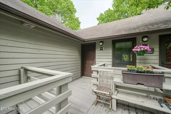 281 Moytoy Rd #204,  Crab Orchard,  TN 37723