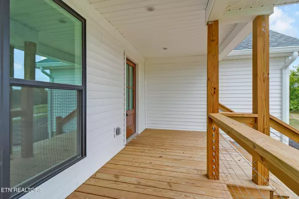 Jamestown, TN 38556,121 Willow Lake DR