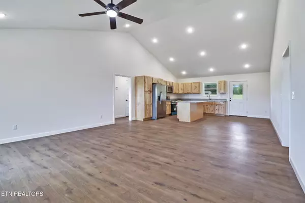 Jamestown, TN 38556,121 Willow Lake DR