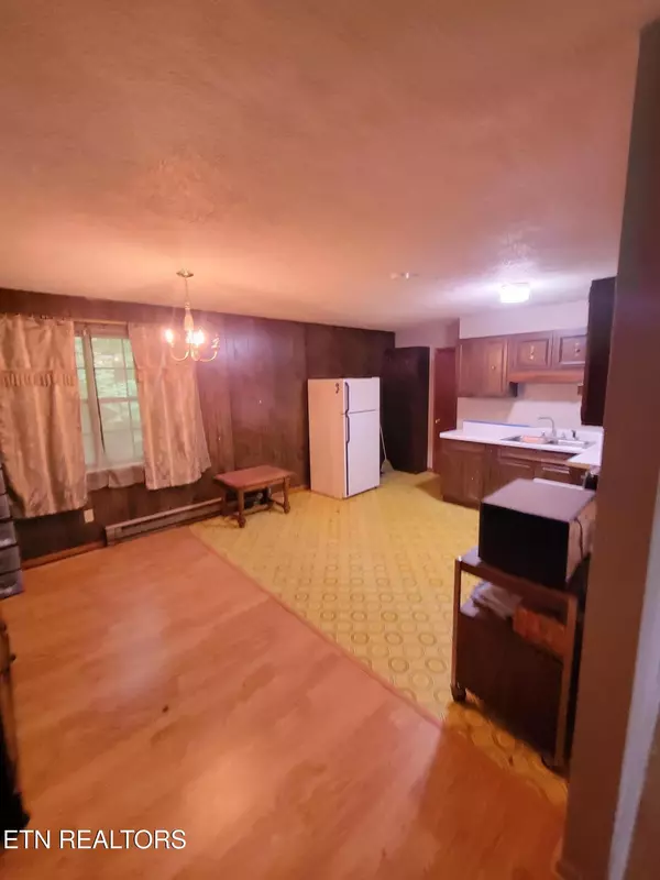 New Market, TN 37820,1403 Skyline DR