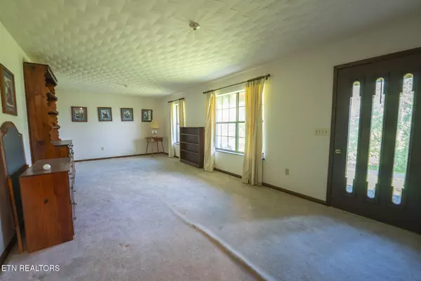 Sneedville, TN 37869,331 Luther Villa Rd