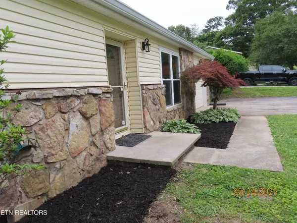 Knoxville, TN 37921,5820 Rockwood LN