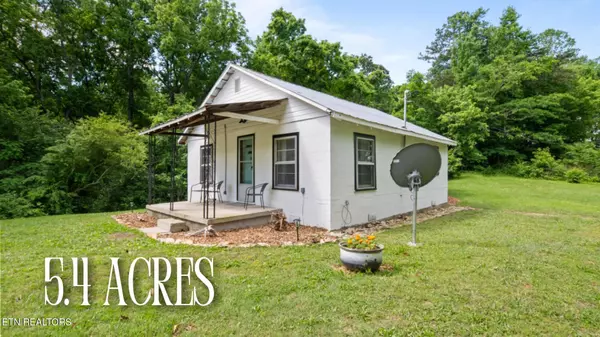147 Cove Hollow Rd Rd, Lafollette, TN 37766