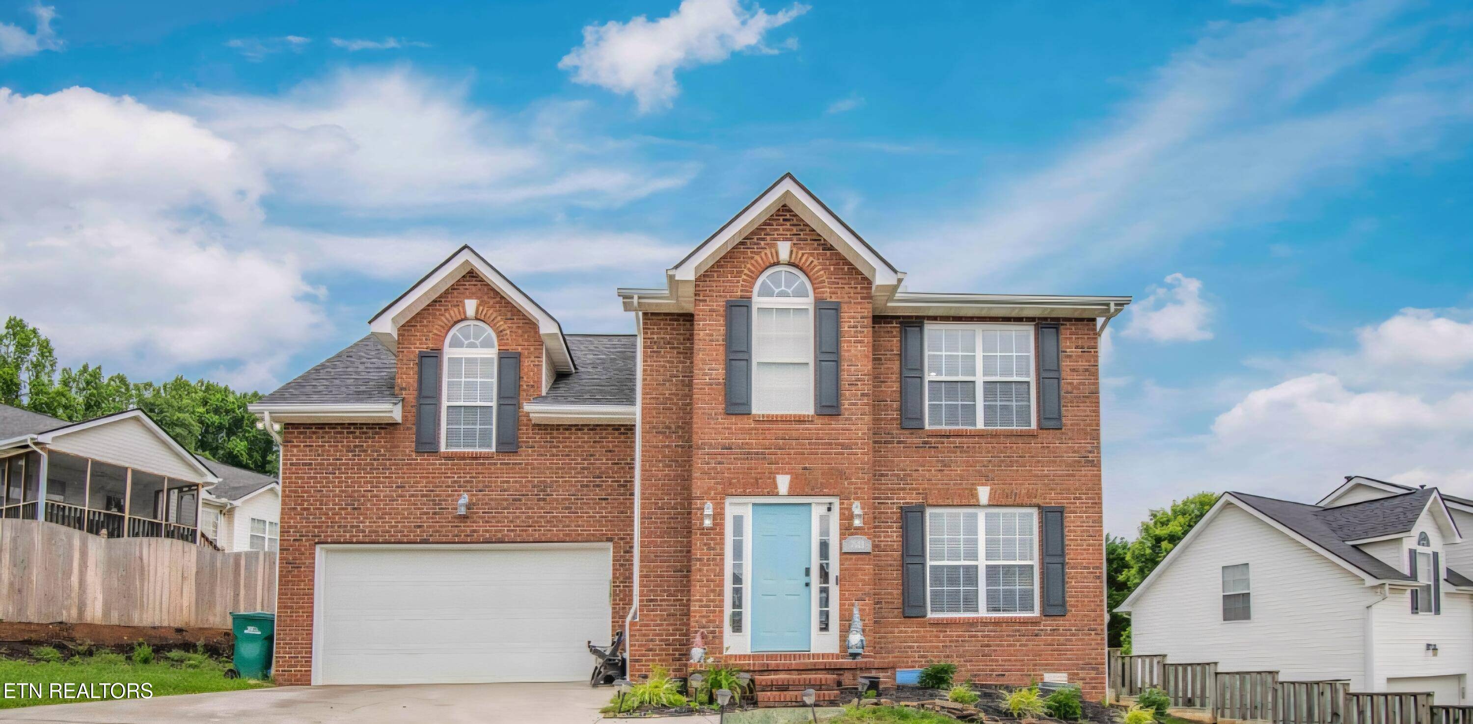 7648 Cool Breeze DR, Knoxville, TN 37938