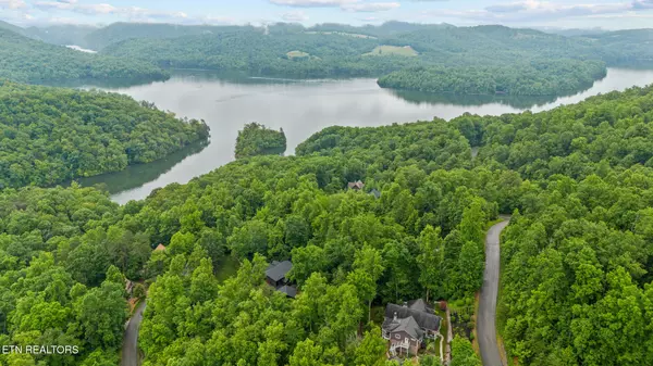 New Tazewell, TN 37825,180 Silver Tr