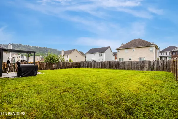 Knoxville, TN 37924,2742 Lucky Leaf LN