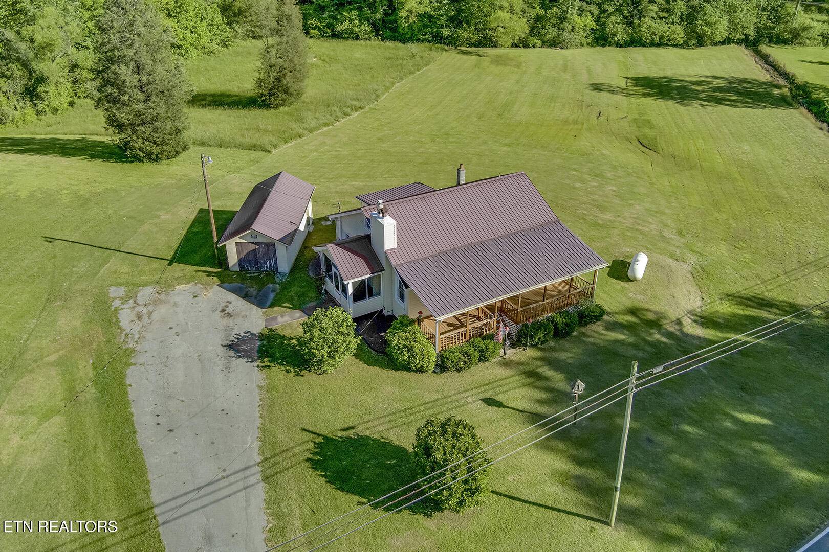 Harriman, TN 37748,883 Old Harriman Hwy