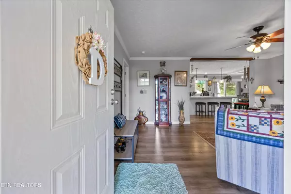 New Tazewell, TN 37825,235 Neely DR