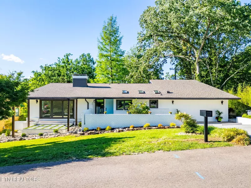 3811 Taliluna Ave, Knoxville, TN 37919
