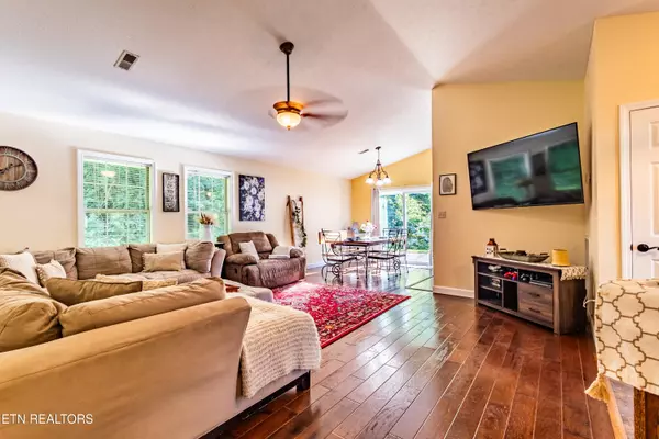 Jefferson City, TN 37760,348 Willie D DR