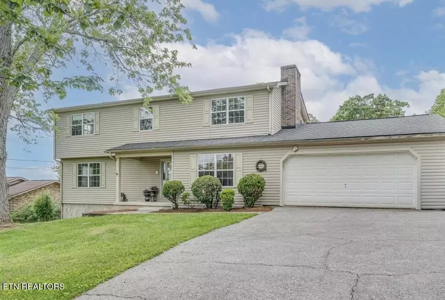 1413 Farrington DR #1, Knoxville, TN 37923