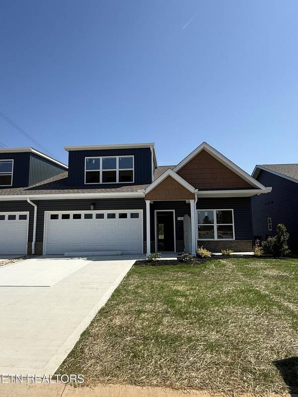 7356 Whispering Creek LN, Powell, TN 37849