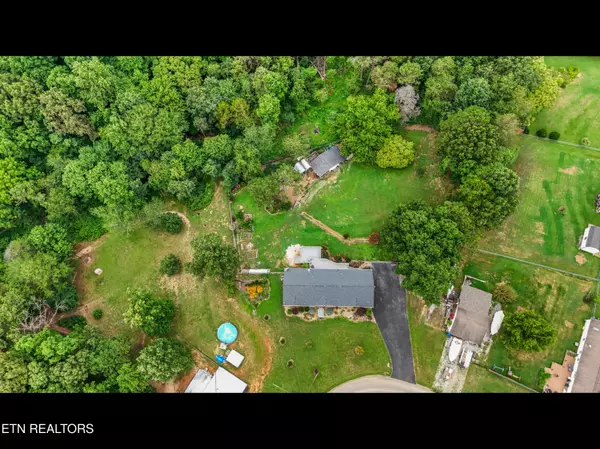 Dandridge, TN 37725,318 Deer Trail Drive