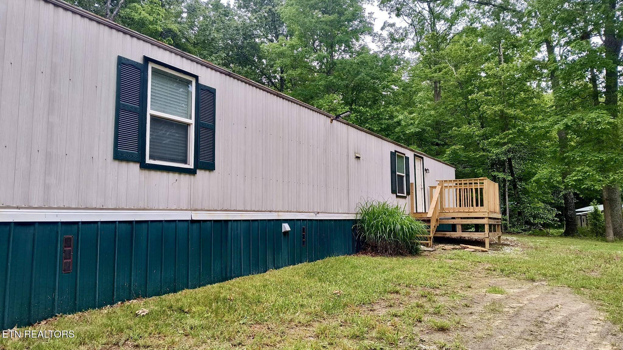 489 Trimmer Lane LN, Jamestown, TN 38556