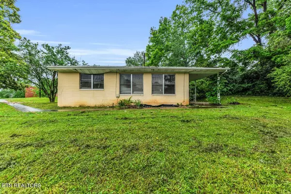 255 Purdue Ave, Oak Ridge, TN 37830