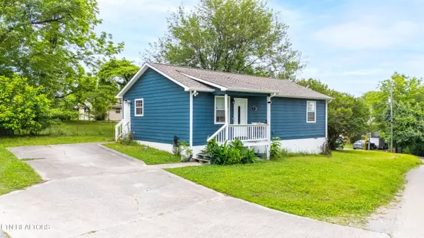 2011 Clay St, Knoxville, TN 37917