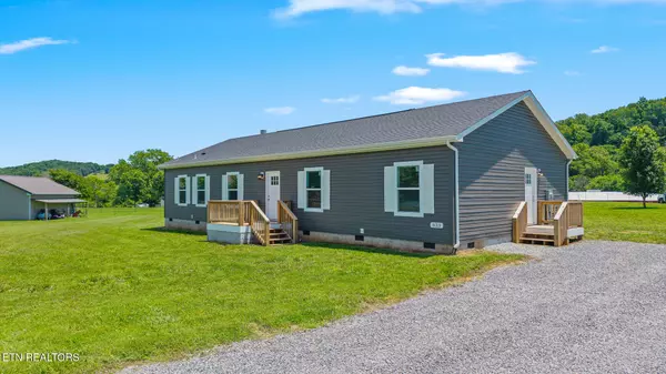Sweetwater, TN 37874,833 County Road 350