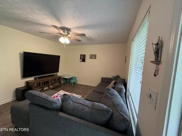Powell, TN 37849,1517 Copeland DR