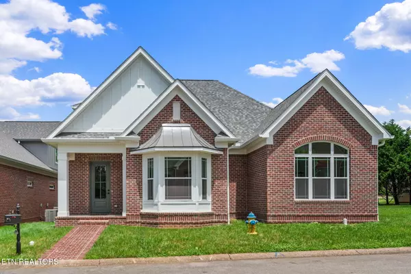87 Royal Troon CIR, Oak Ridge, TN 37830