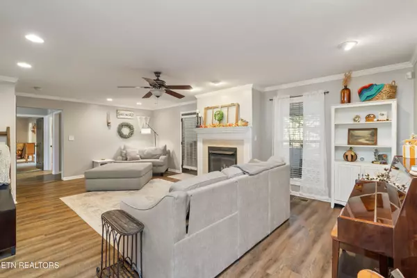 Knoxville, TN 37931,8536 Reagan Woods LN