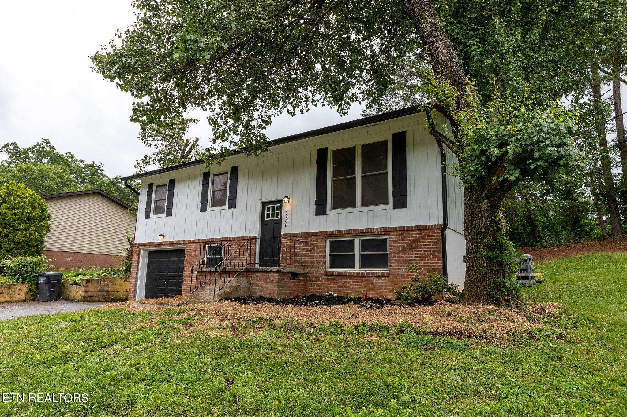 Knoxville, TN 37914,2800 Boyds Bridge PIKE