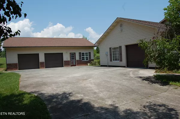 Louisville, TN 37777,3740 Miser Station Rd