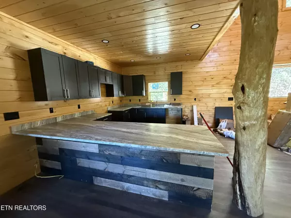 Pigeon Forge, TN 37863,775 Chickasaw Gap WAY