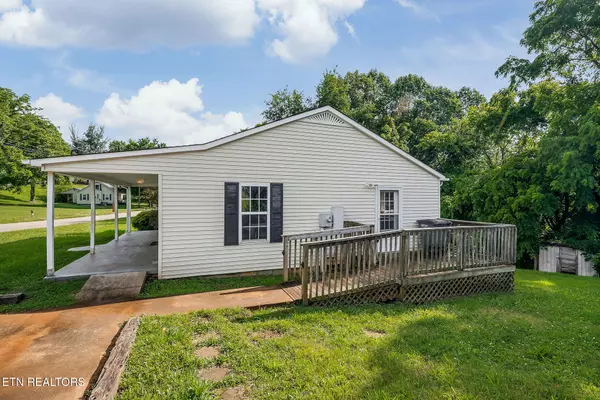 Sparta, TN 38583,221 Oakwood St