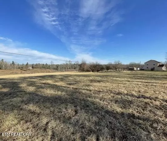 Chestnut Hill Rd, Crossville, TN 38571
