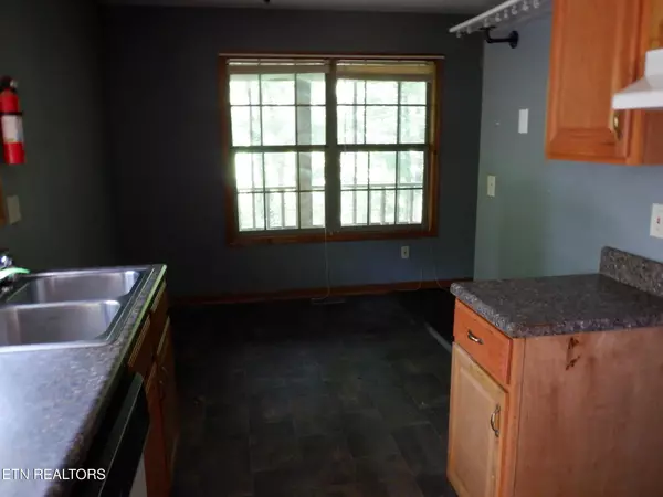 Jamestown, TN 38556,105 River LN