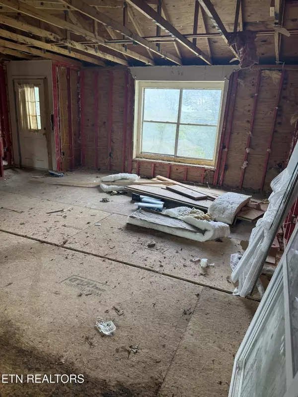 Knoxville, TN 37915,1962 Rosedale Ave