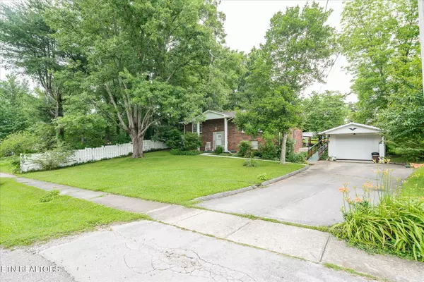 Livingston, TN 38570,306 4Th St