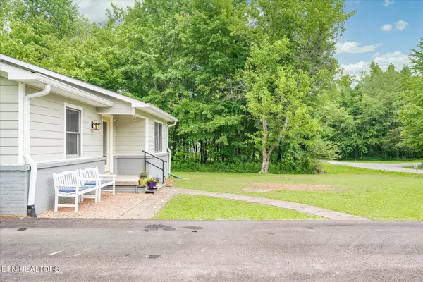 Livingston, TN 38570,251 Austin CIR