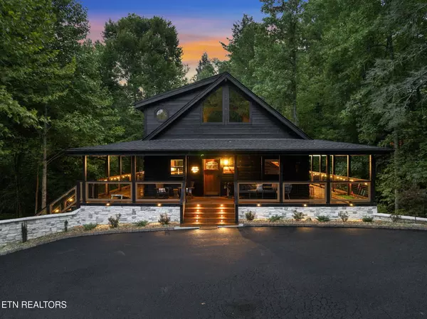 Sevierville, TN 37862,2705 Owls Cove WAY