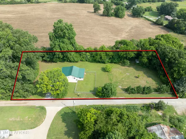 Greenback, TN 37742,460 Lee Shirley Rd